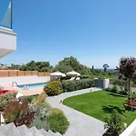Terpsis Pool Villa